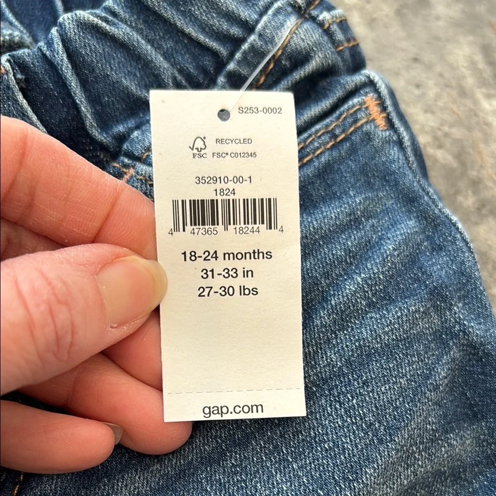 GAP nwt toddler